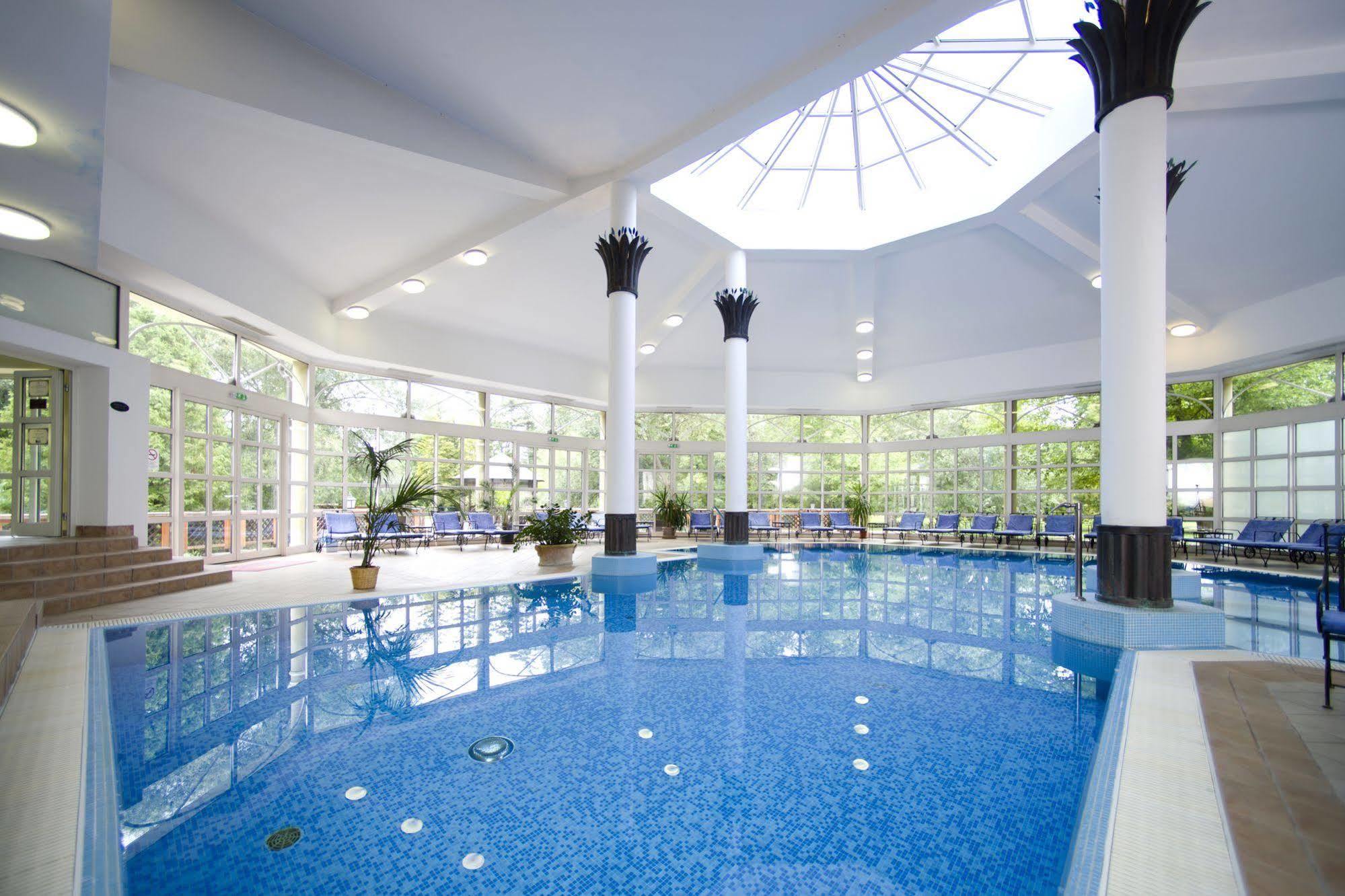 Szidonia Castle Hotel Rojtokmuzsaj ภายนอก รูปภาพ